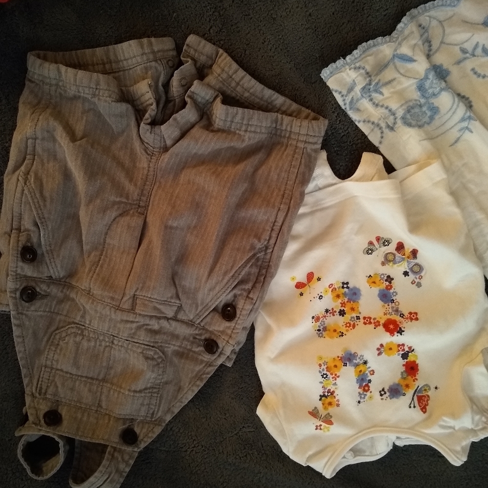 3-6 month bundle - Picture 5 of 7